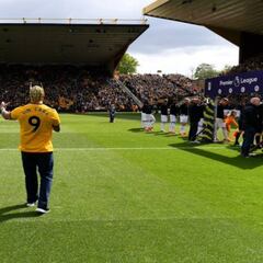 Sin Cara visitó a Raúl Jiménez en Wolverhampton