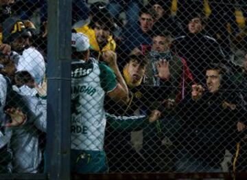 En imágenes la batalla campal entre Peñarol y Palmeiras