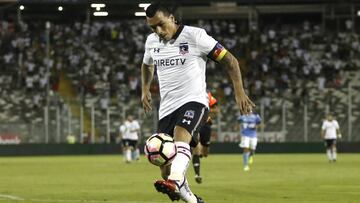 Esteban Paredes anotó dos goles en la victoria de Colo Colo.