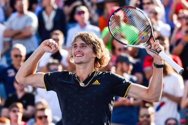Zverez up to career high of seven after Federer win in Montreal