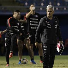 La ANFP choca con los clubes grandes por la fecha FIFA