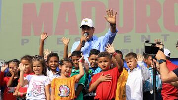 Venezuela?s President Nicolas Maduro gestures during a campaign rally as he seeks re-election for a third term in the upcoming presidential election on July 28, in San Fernando, Apure State, Venezuela, July 21, 2024. Miraflores Palace/Handout via REUTERS ATTENTION EDITORS - THIS IMAGE HAS BEEN SUPPLIED BY A THIRD PARTY.