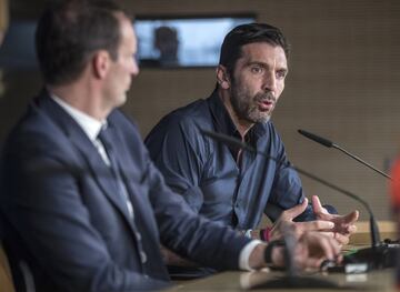 Rueda de prensa de Allegri y Buffon.