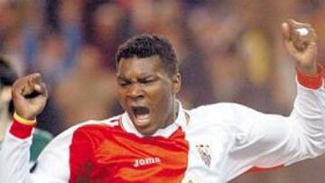 <b>REGRESO. </b>Makukula, tras realizar un trabajo especial, vuelve al once junto a Baptista.