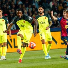 Aprobados y suspensos del Mallorca en Montjuïc: con Leo Román no bastó