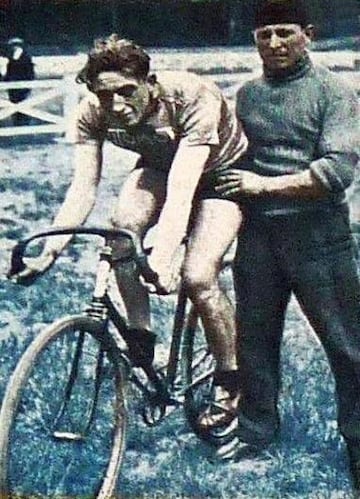 En el Mundial de Budapest 1928, el belga George Ronsse, no sólo hizo historia al convertirse en uno de los ganadores más jóvenes de siempre (22 años), sino que hasta hoy perdura su récord de ser el campeón con más ventaja sobre el segundo clasificado en un mundial en ruta. Venció con una diferencia de 19 minutos y 43 segundos sobre el alemán Herbert.