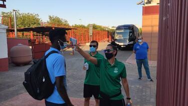 El fútbol de la nueva normalidad en España: público en los estadios de Tercera