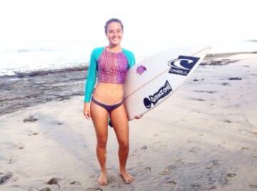 Emily Gussoni tiene 15 años y marcha 107 en el World Surf League.