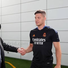 Jovic no sale del pozo