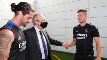 09/07/21 VISITA DE FLORENTINO PEREZ PRESIDENTE DEL REAL AMDRID EN LA CIUDAD DEPORTIVA VALDEBEBAS ISCO JOVIC 