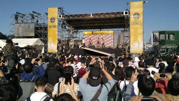 Imagen del escenario durante el acto de presentaci&oacute;n del Crit&eacute;rium de Saitama.