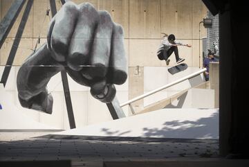 Kickflip en el Red Bull Hart Lines de Detroit, Estados Unidos.