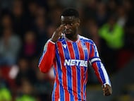 Soccer Football - Carabao Cup - Third Round - Crystal Palace v Millwall - Selhurst Park, London, Britain - September 16, 2025 Crystal Palace's Marc Guehi reacts Action Images via Reuters/Matthew Childs EDITORIAL USE ONLY. NO USE WITH UNAUTHORIZED AUDIO, VIDEO, DATA, FIXTURE LISTS, CLUB/LEAGUE LOGOS OR 'LIVE' SERVICES. ONLINE IN-MATCH USE LIMITED TO 120 IMAGES, NO VIDEO EMULATION. NO USE IN BETTING, GAMES OR SINGLE CLUB/LEAGUE/PLAYER PUBLICATIONS. PLEASE CONTACT YOUR ACCOUNT REPRESENTATIVE FOR FURTHER DETAILS..
