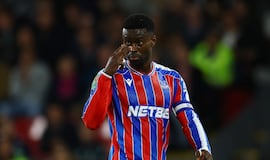 Hay contactos por Guéhi