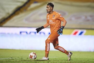 Edad: 23 años
Club actual: Atlas