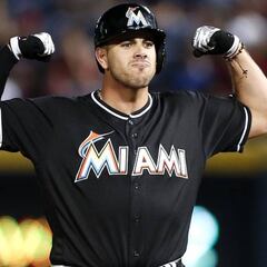 José Fernández sale al rescate de los Marlins... con el bate