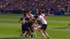 Carlos Palacios protagonizó una jugada que hizo explotar a Boca Juniors en el Superclásico