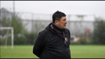 Germán Burgos 'de común acuerdo' rescindió contrato y se fue de Newell's