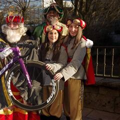 Los Reyes Magos regalan al Burgos-BH la bici para 2019