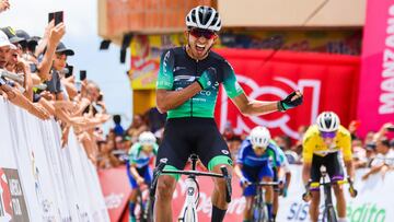 Bustamante gana la séptima etapa de la Vuelta a Colombia.