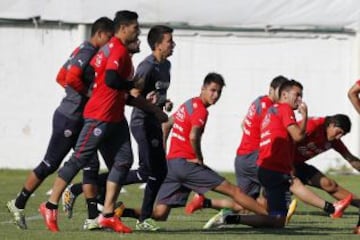 El grupo de la Roja realiza trabajos físicos el viernes en Juan Pinto Durán.