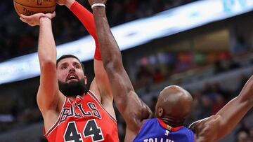 CHICAGO, IL - JANUARY 13: Nikola Mirotic #44 of the Chicago Bulls shoots over Anthony Tolliver #43 of the Detroit Pistons at the United Center on January 13, 2018 in Chicago, Illinois. The Bulls defeated the Pistons 107-105. NOTE TO USER: User expressly acknowledges and agrees that, by downloading and or using this photograph, User is consenting to the terms and conditions of the Getty Images License Agreement.   Jonathan Daniel/Getty Images/AFP
 == FOR NEWSPAPERS, INTERNET, TELCOS &amp; TELEVISION USE ONLY ==