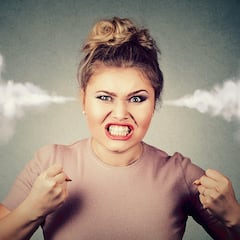 Si te quejas continuamente de todo, la psicología dice que tienes estos cinco rasgos de personalidad comunes