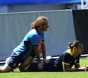 Ibra se entrena al margen por un problema en el muslo