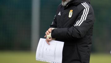 02/03/23
REAL OVIEDO
ENTRENAMIENTO DEL REAL OVIEDO
CERVERA ENTRNADOR DEL REAL OVIEDO