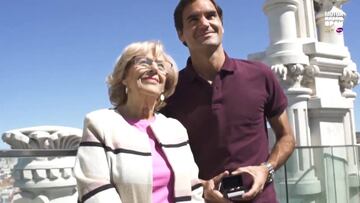 Carmena le enseña los encantos de Madrid... ¡a Federer!