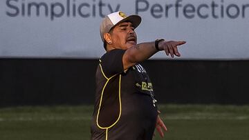 Diego Armando Maradona, Dorados