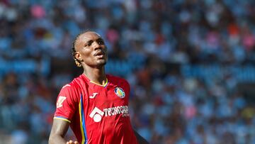 Uche, rumbo al Wolves