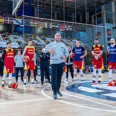 Chus Mateo: “No me gustaría perder la esencia de lo que es la historia de la Selección”