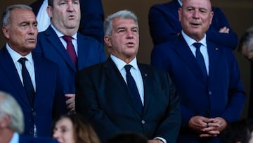 BARCELONA, 21/10/2025.-El presidente del Barcelona Joan Laporta, durante el partido de la jornada 3 de la Liga de Campeones entre el Barcelona y el Olimpiacos, este martes en el Estadi Olímpic Lluís Companys.-EFE/ Siu Wu