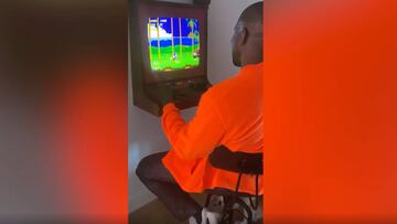 ¿El futuro presidente de EE UU jugando a Sonic?