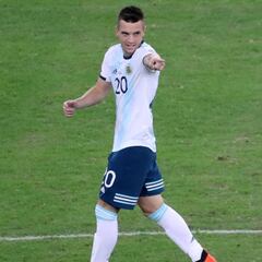 Un ejercicio de resistencia para
el adiós de Júnior y Lo Celso