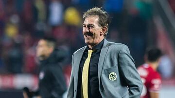 Ricardo La Volpe responde a sus detractores de la prensa