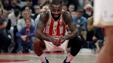 Codi Miller-McIntyre, escolta del Estrella Roja, ante el Fenerbahçe en la Euroliga 2025-26.