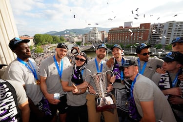 Rendidos a los campeones