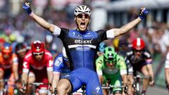 Marcel Kittel celebra exultante su victoria en Nimega.