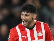 PSV no quiere soltar a su ‘9′ y rechazan oferta del Fulham por Pepi.