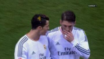 Un aficionado lanzó un mechero a Cristiano Ronaldo impactando en su cabeza.