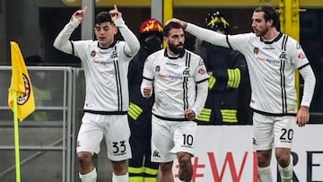 Kevin Agudelo, atacante del Spezia, fue la gran figura del triunfo ante el Milan en San Siro. El colombiano anotó el empate y fue clave para el segundo gol