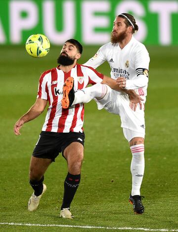 Sergio Ramos y Asier Villalibre.