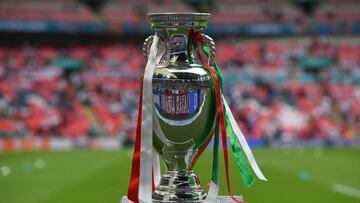 El trofeo de la Eurocopa: la Copa Henri Delaunay.