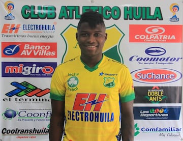 El colombiano intentará demostrar su talento para que Tigres lo incluya en su plantel ya que su carta les pertenece.