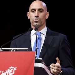 Más de 30 clubes de Segunda B piden reducir la categoría a 40 equipos, según informa la SER