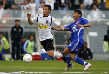 También en el Clausura 2009. Mauricio Arias le comete falta al Príncipe.