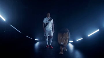 Ibra no tiene abuela: la humildad no va con él, pero el ADN sí