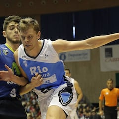 El Estudiantes se estrena en Santiago con Jackson y Grimau